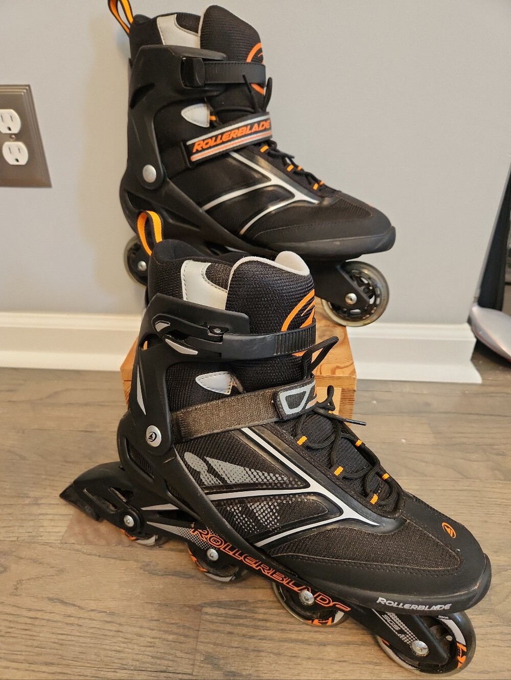 Rollerblade Zetrablade Men's Inline Skates Black and Orange Men's Size 13